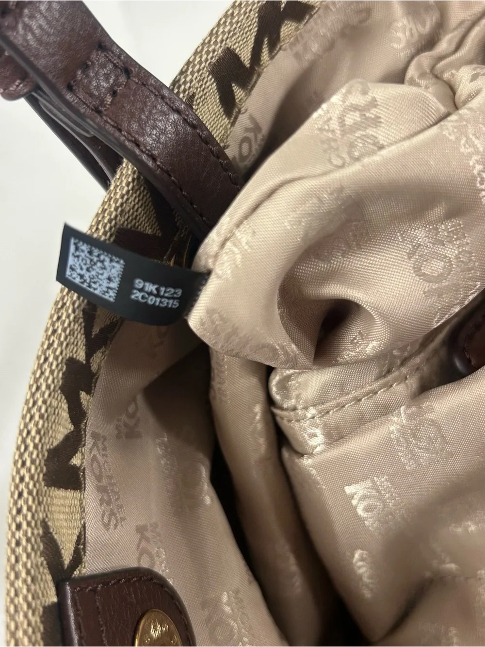 Michael Kors Jet Set Signature Jacquard Medium Tote Bag Tan 38T2XTTT2J EUC